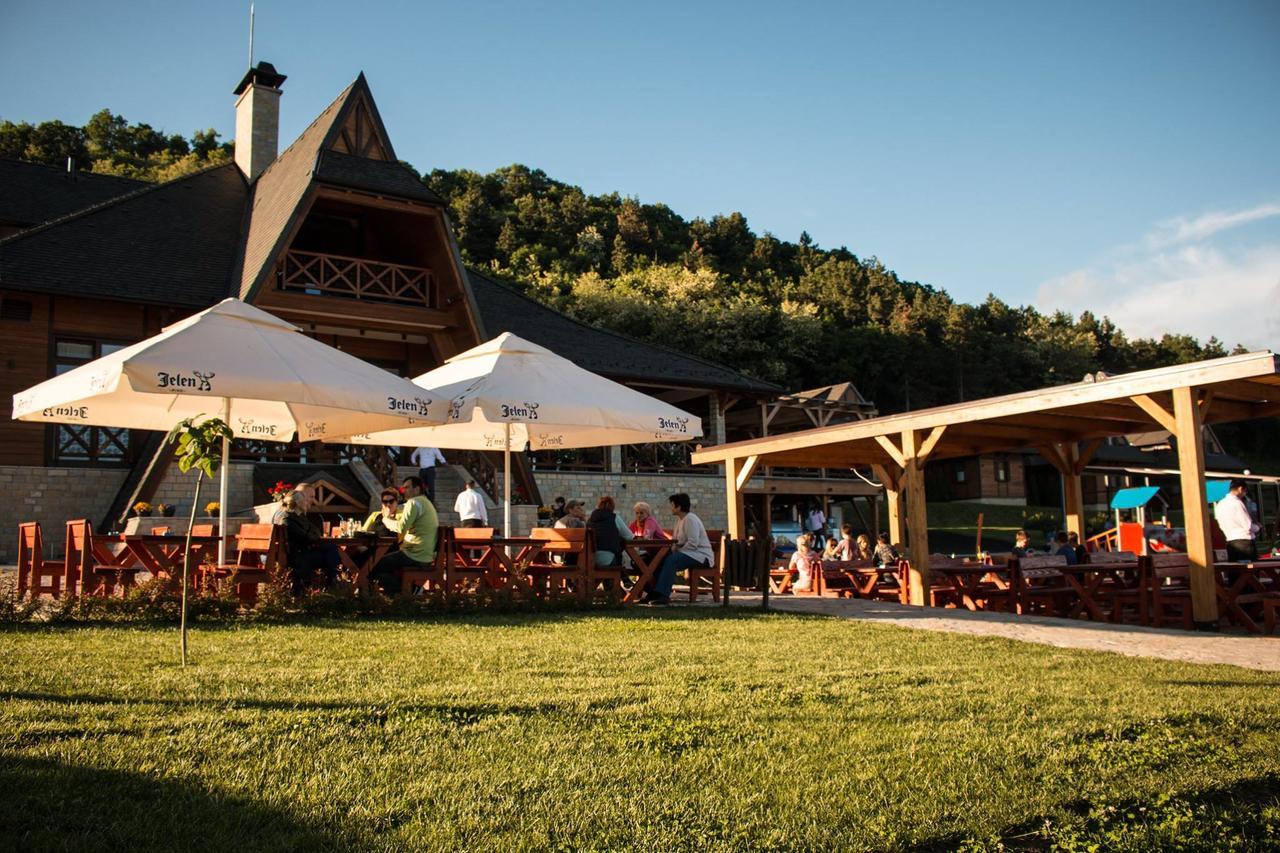 Etno Naselje Vrdnicka Kula Bed & Breakfast Vrdnik Exterior photo